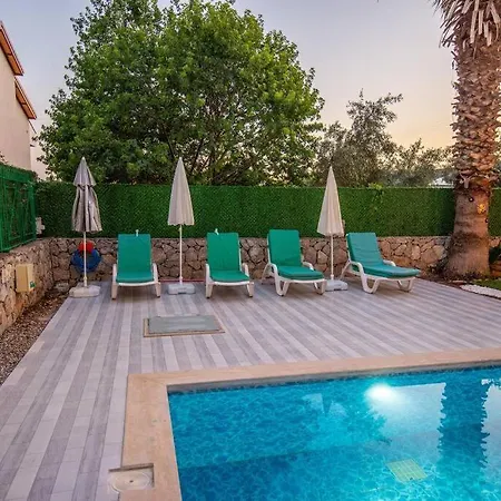 Yosun Harika Tatil Keyfi Βίλα